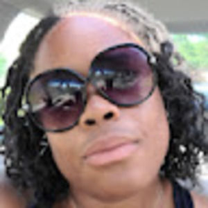 Meet your Posher, Alicia